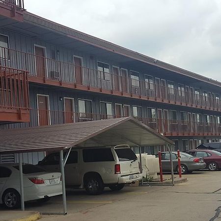 Travel Inn Sharonville Exterior photo
